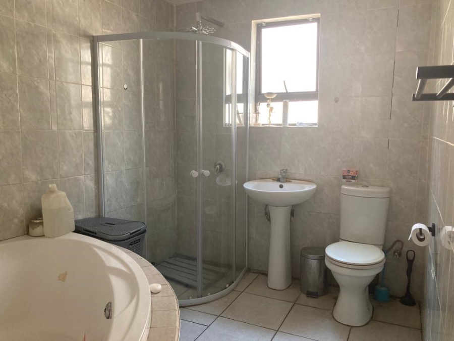 4 Bedroom Property for Sale in Bodorp North West